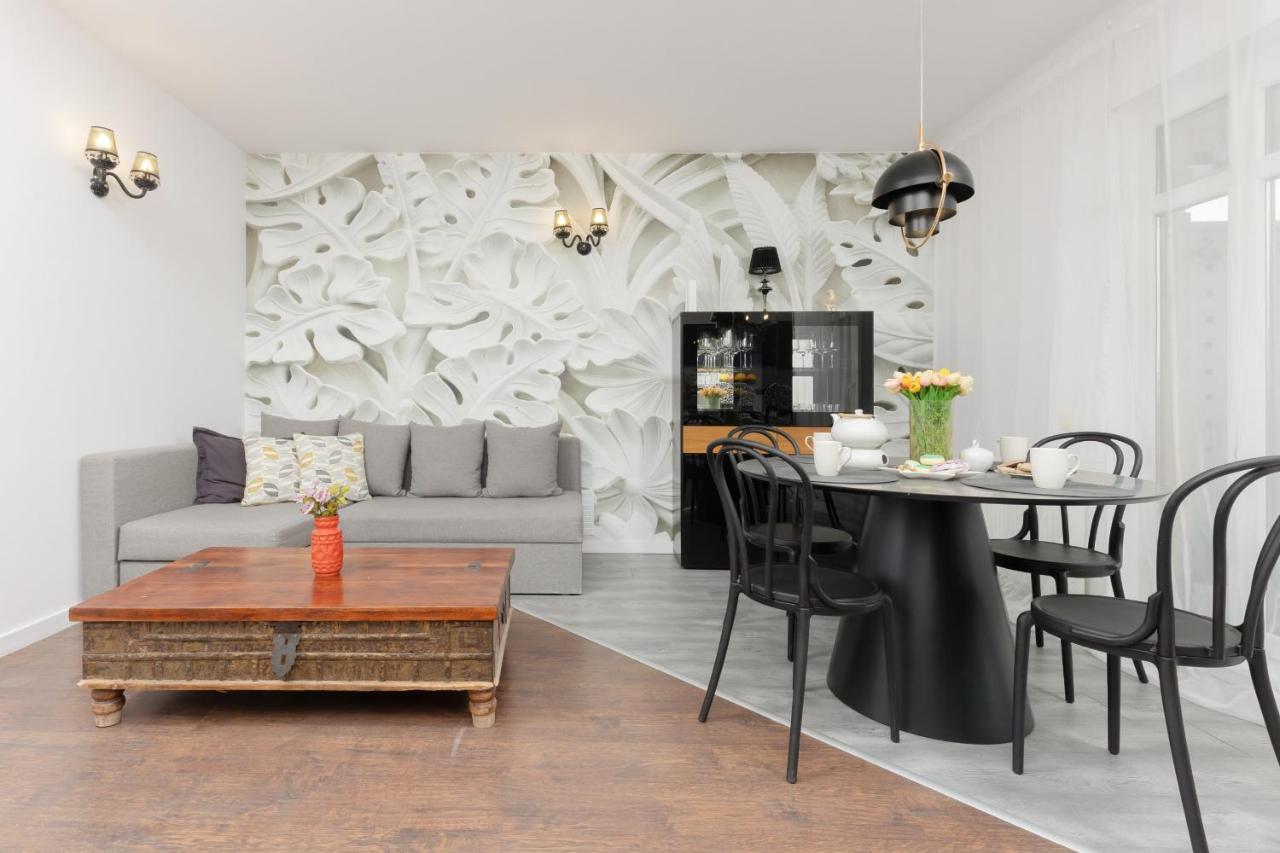 Blonia Wilanowskie Apartment Warsaw By Noclegi Renters מראה חיצוני תמונה