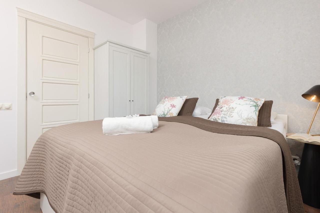 Blonia Wilanowskie Apartment Warsaw By Noclegi Renters מראה חיצוני תמונה